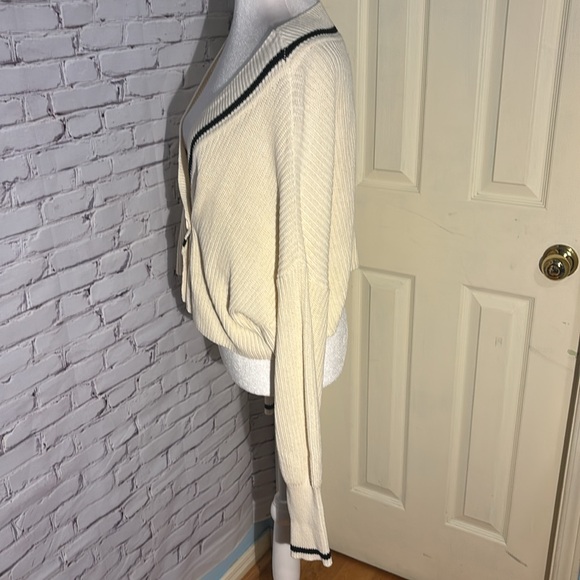 Oak + Fort Cropped Academy style Sweater - Picture 5 of 8